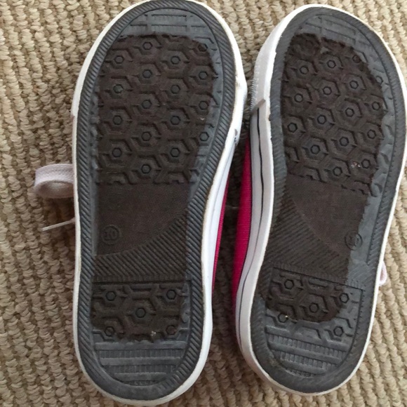 Pink .Kids kidgets shoes - Picture 4 of 4